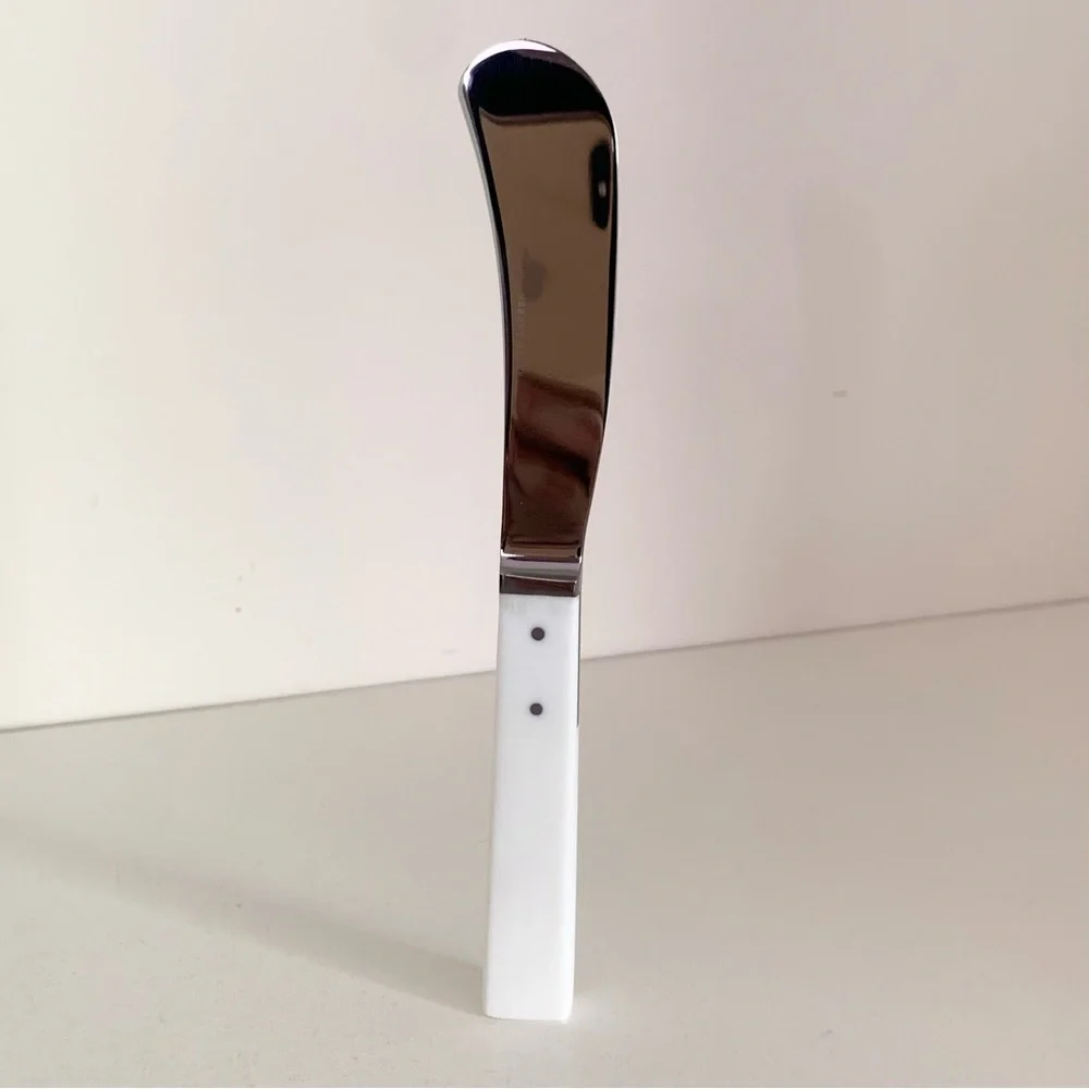 NWOT  Ralph Lauren 18/10 stainless steel butter knife